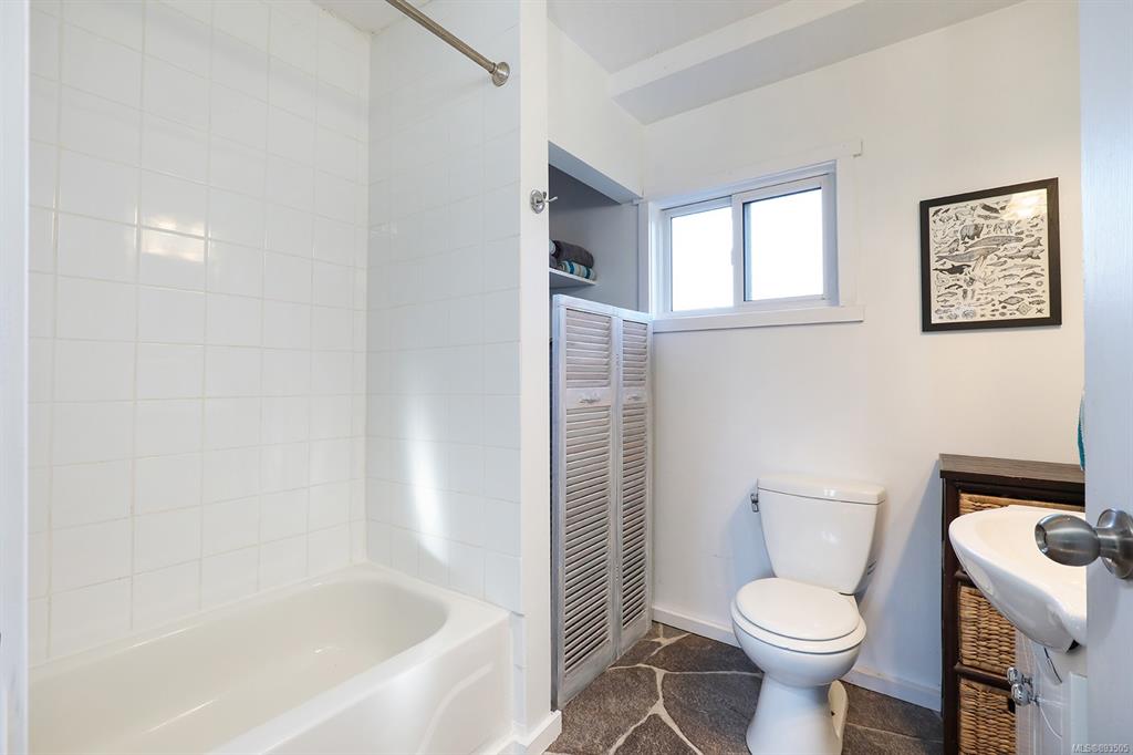 3288 Second Street, Cumberland, BC, V0R 1S0 - 13