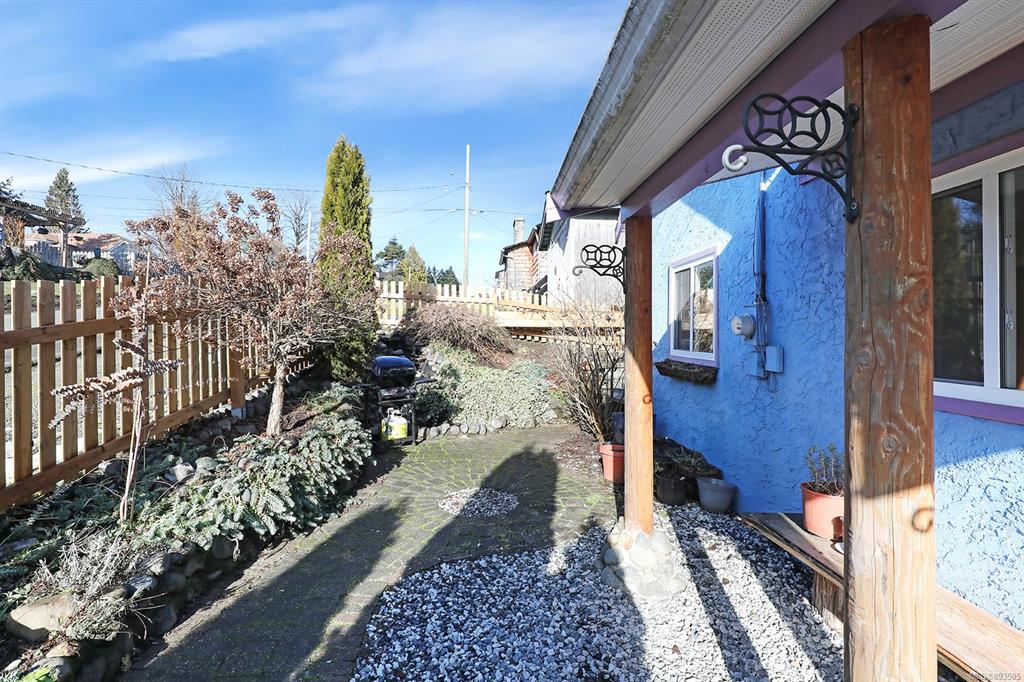 3288 Second Street, Cumberland, BC, V0R 1S0 - 17