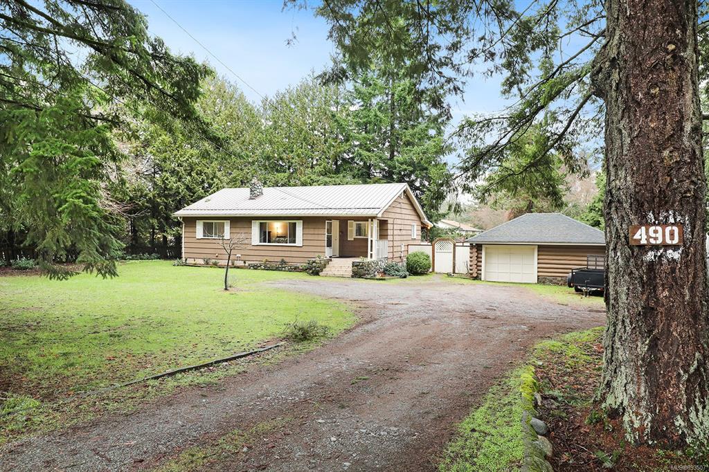 490 Anderton Road, Comox, BC, V9M 2A5