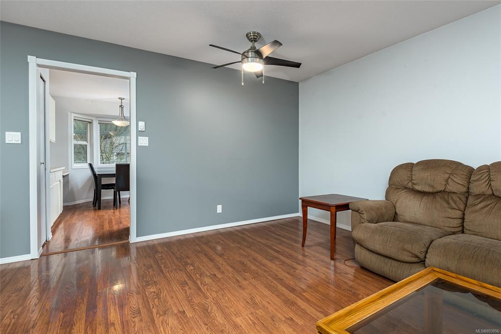 285 Nim Nim Place, Courtenay, BC, V9N 5T2 - 8