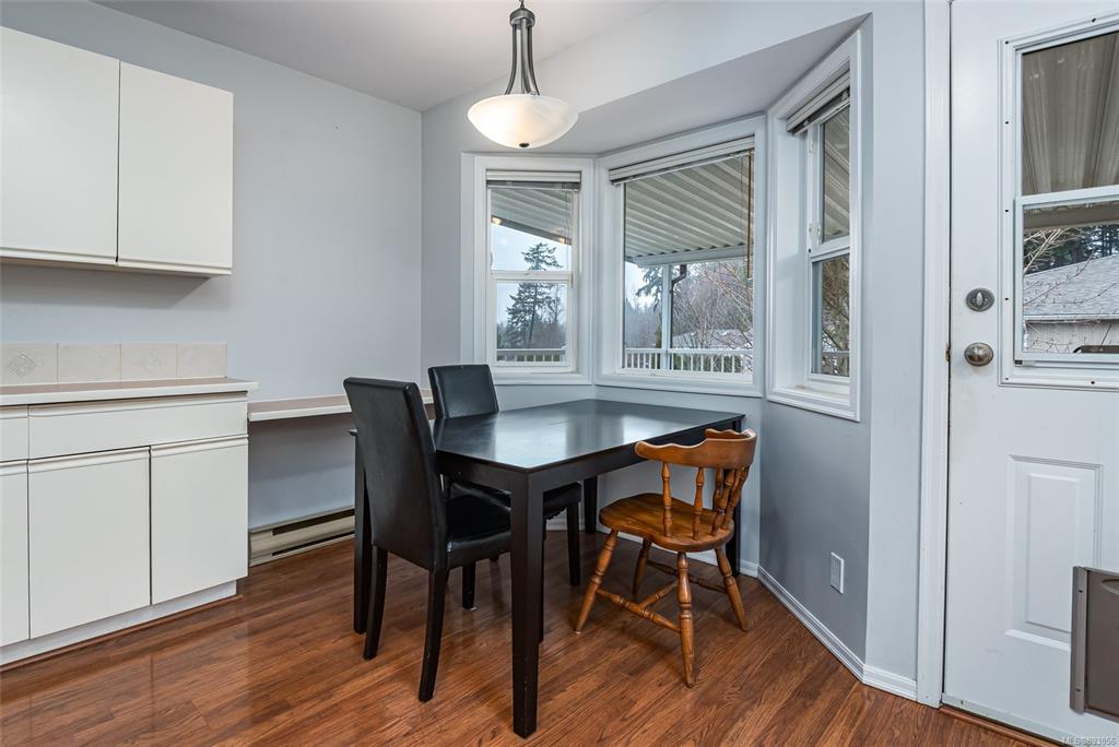 285 Nim Nim Place, Courtenay, BC, V9N 5T2 - 11