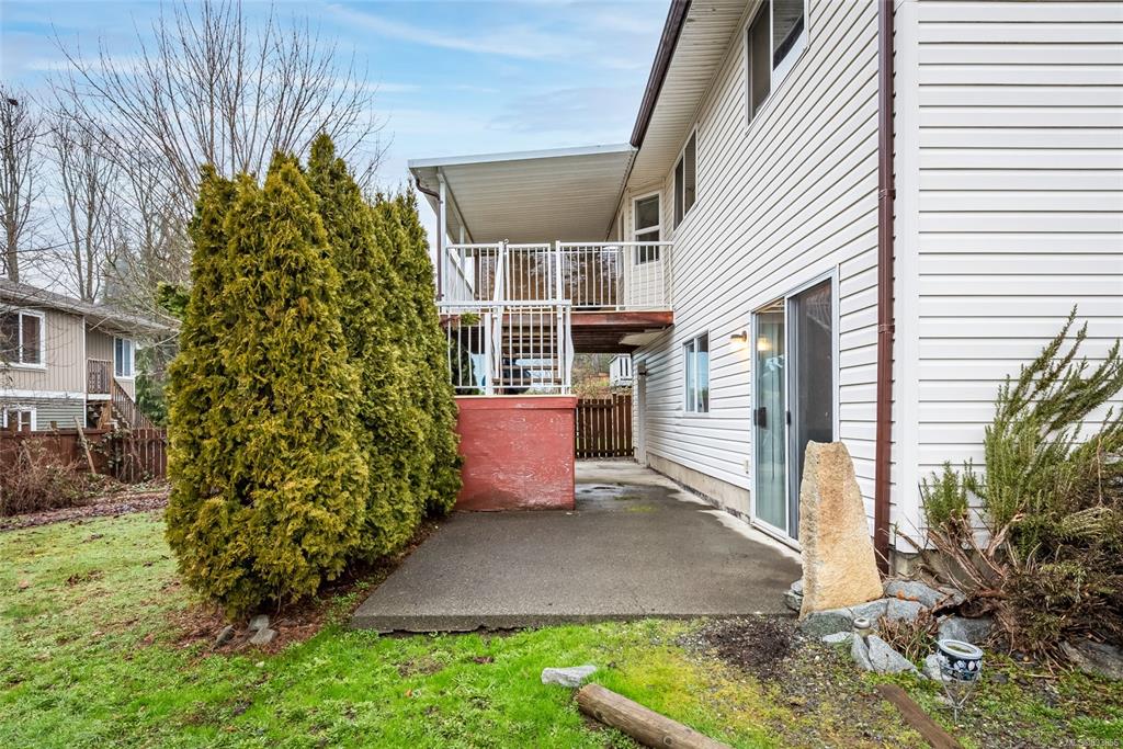 285 Nim Nim Place, Courtenay, BC, V9N 5T2 - 33