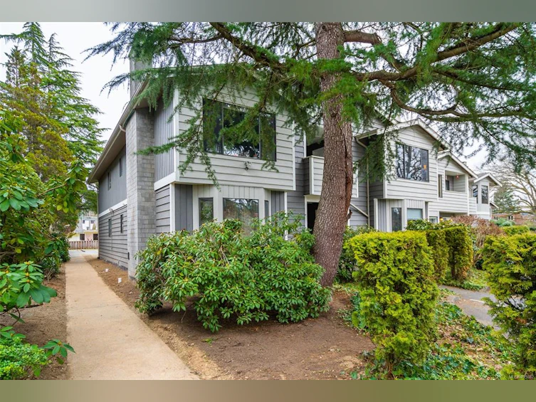 17-211 Buttertubs Place, Nanaimo, BC, V9R 3X8