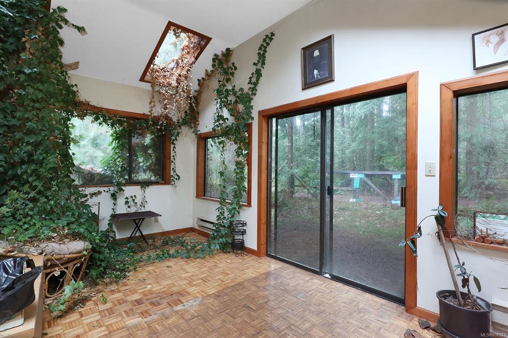 4374 Forbidden Plateau Road, Courtenay, BC, V9J 1R2 - 8