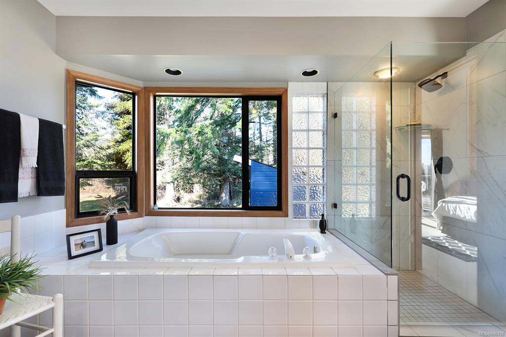 4735 Condensory Road, Courtenay, BC, V9J 1R6 - 13