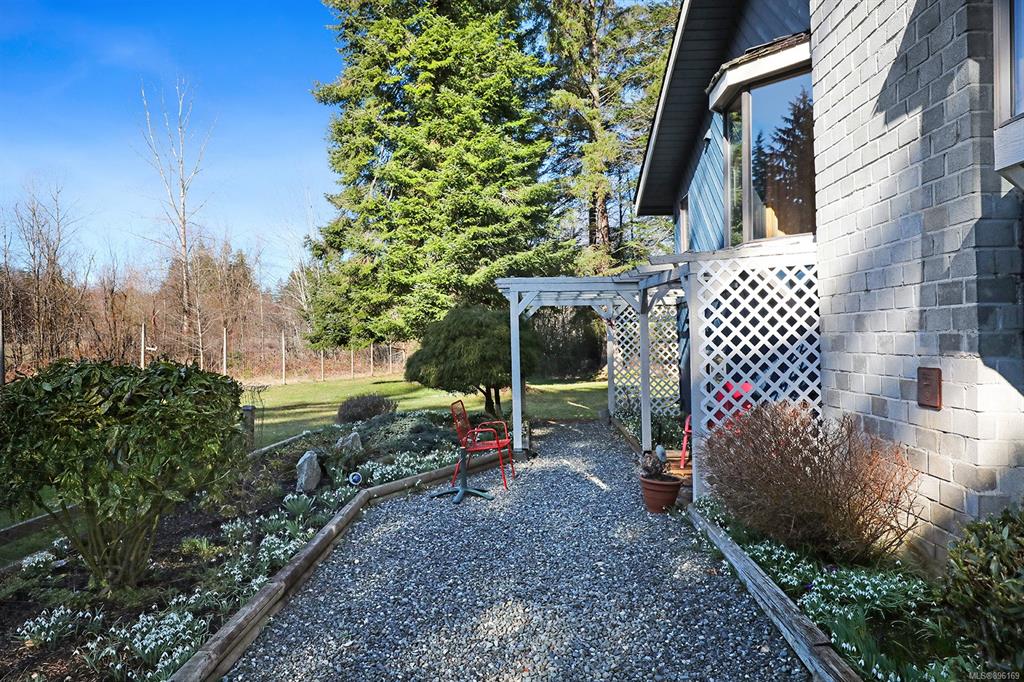 4735 Condensory Road, Courtenay, BC, V9J 1R6 - 24
