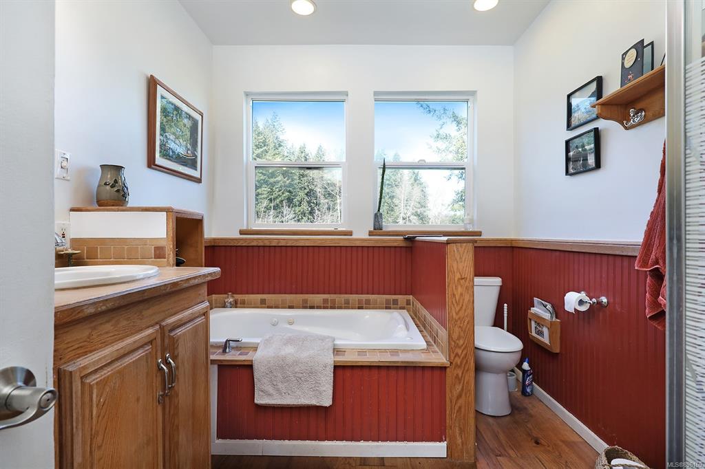 4735 Condensory Road, Courtenay, BC, V9J 1R6 - 37