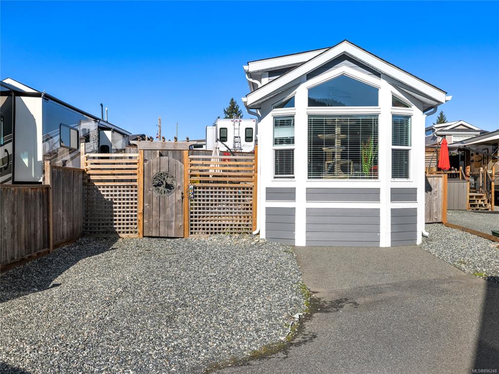 2144 Henderson Lake Way, Nanaimo, BC, V9R 6X7