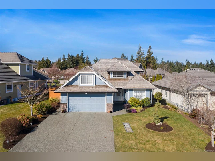 3369 Majestic Drive, Courtenay, BC, V9N 9X4