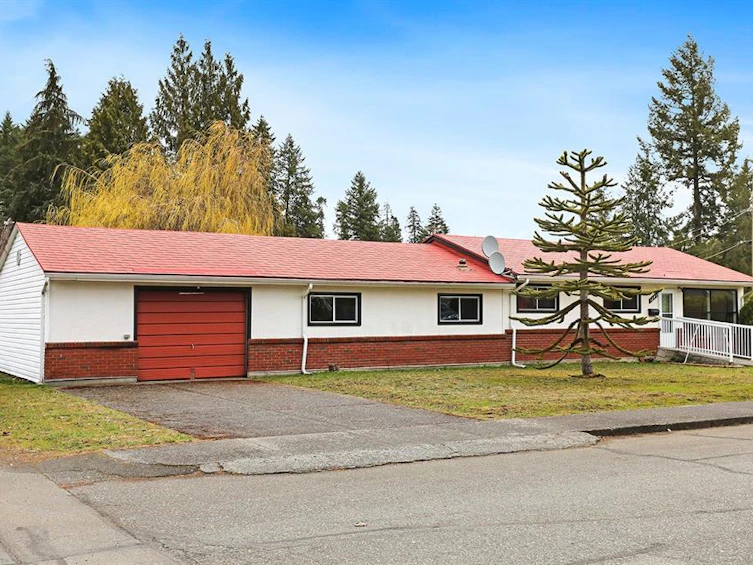 1241 2nd Street, Courtenay, BC, V9N 1C9 - 3