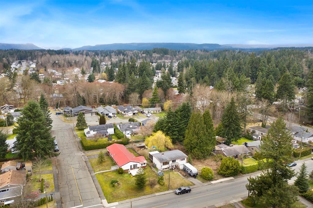 1241 2nd Street, Courtenay, BC, V9N 1C9 - 26