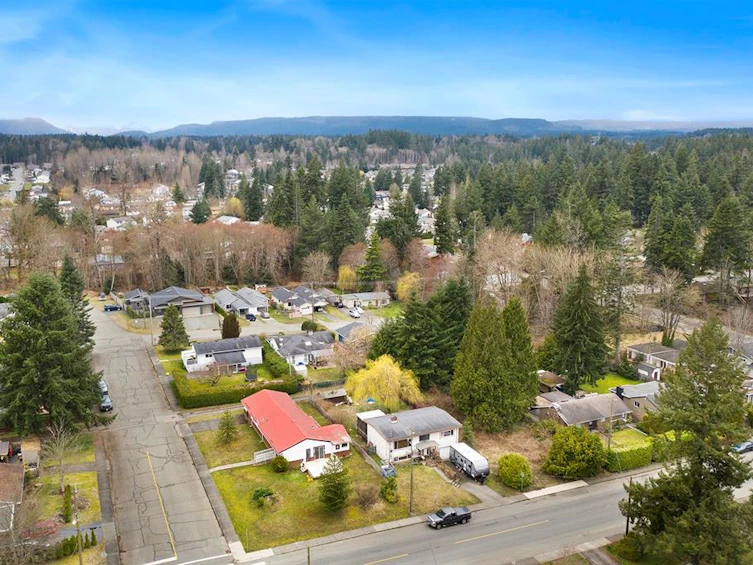 1241 2nd Street, Courtenay, BC, V9N 1C9 - 26