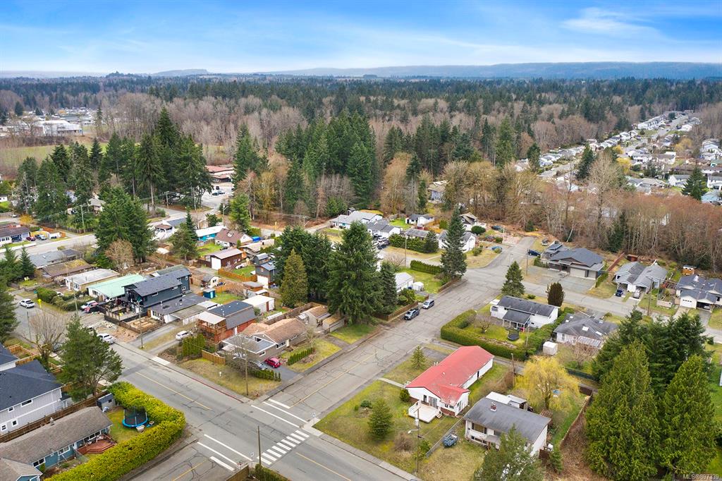1241 2nd Street, Courtenay, BC, V9N 1C9 - 31