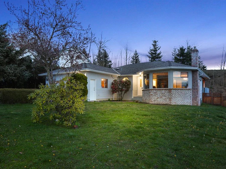 455 Panorama Crescent, Courtenay, BC, V9N 6Y7 - 2