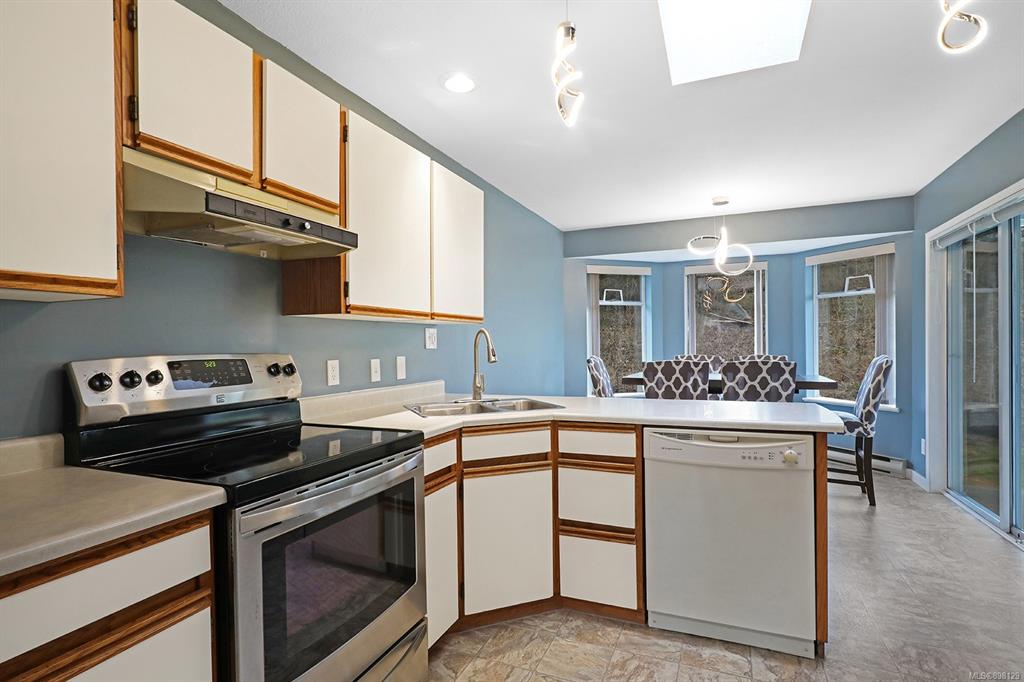455 Panorama Crescent, Courtenay, BC, V9N 6Y7 - 8