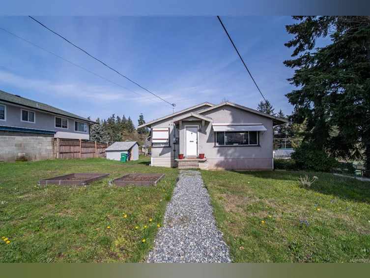 611 First Street, Nanaimo, BC, V9R 1Y8