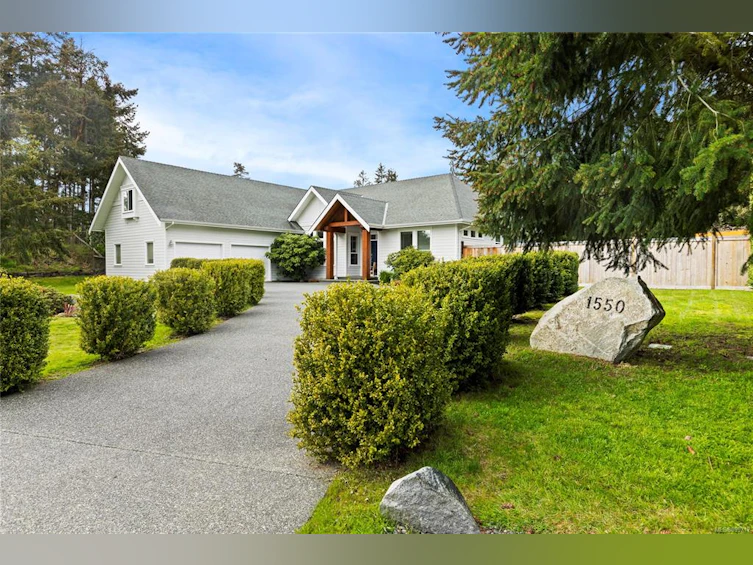 1550 Clayton Crescent, Nanoose, BC, V9P 9B4