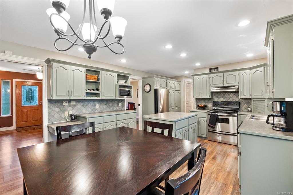 2054 Evergreen Road, Campbell River, BC, V9W 7L1 - 8