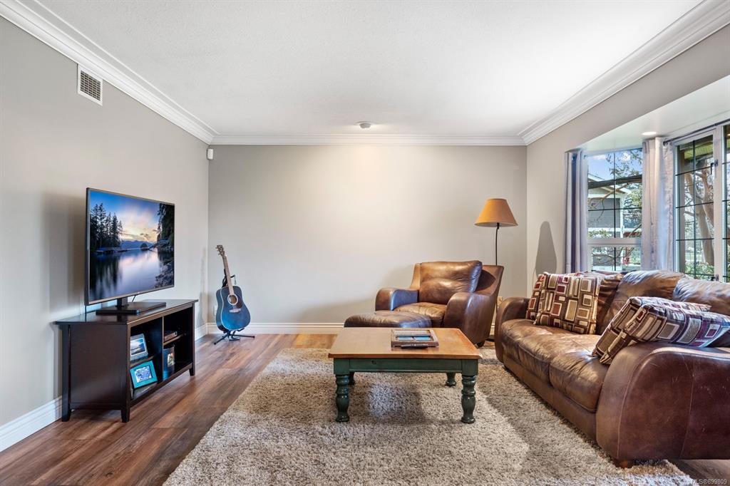 2054 Evergreen Road, Campbell River, BC, V9W 7L1 - 14