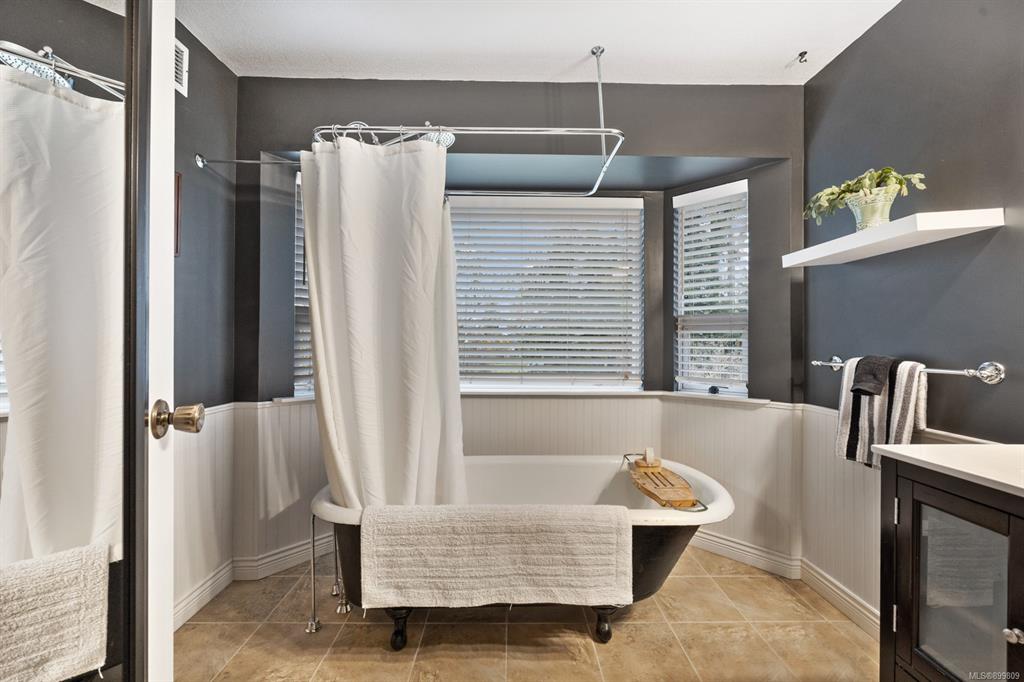 2054 Evergreen Road, Campbell River, BC, V9W 7L1 - 23