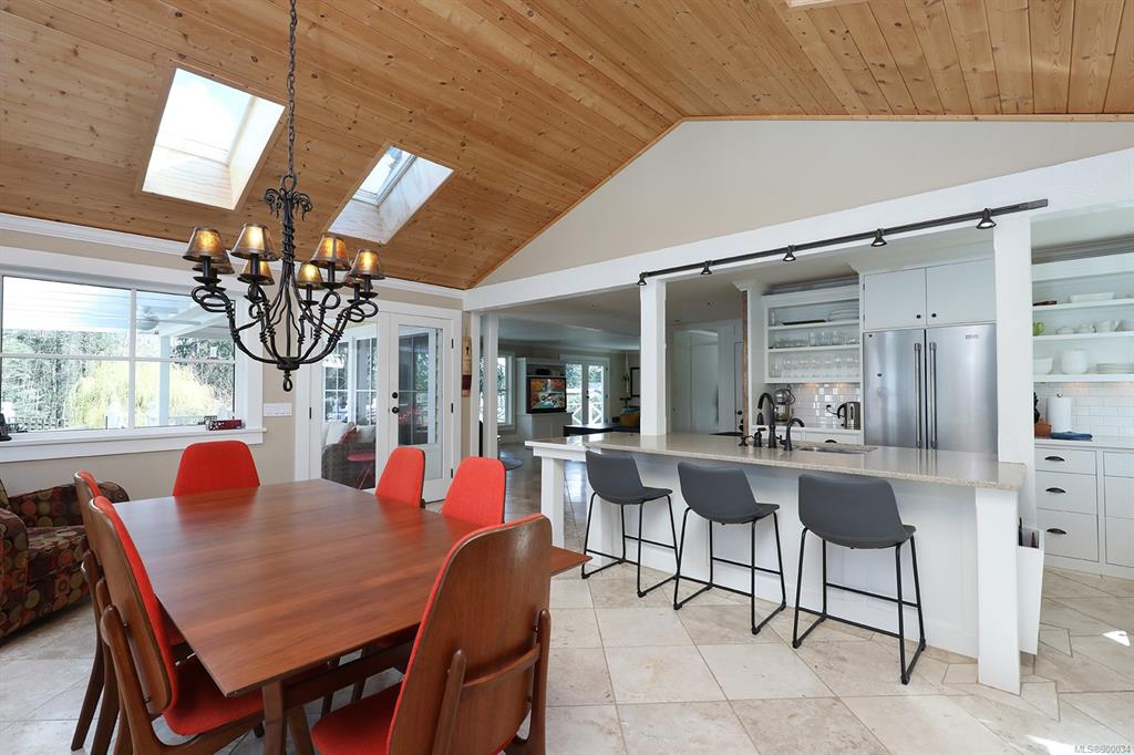 2904 Smith Road, Courtenay, BC, V9J 1M6 - 13