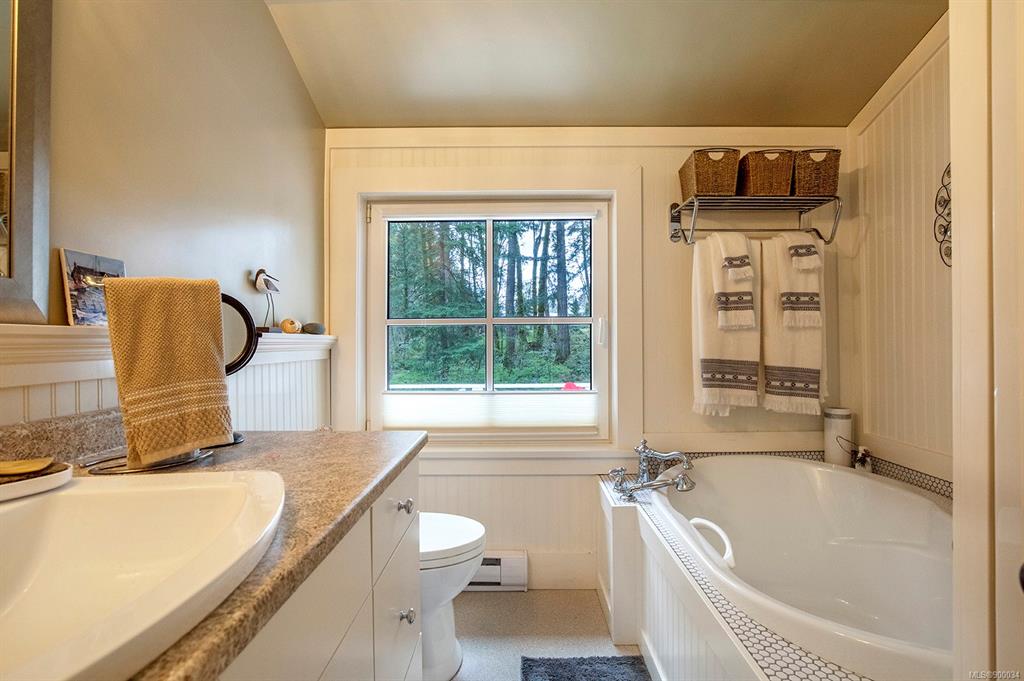 2904 Smith Road, Courtenay, BC, V9J 1M6 - 54