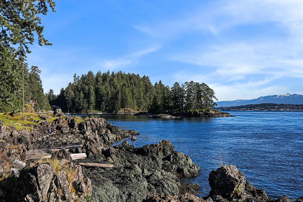 900 April Point Road, Quadra Island, BC, V0P 1N0 - 34