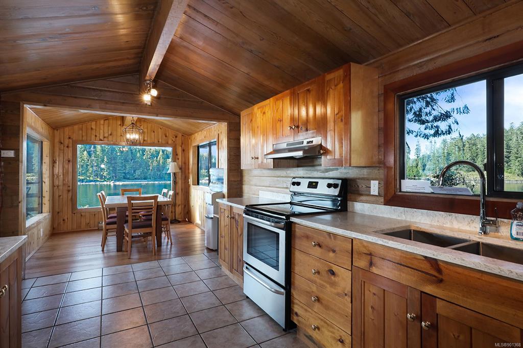 900 April Point Road, Quadra Island, BC, V0P 1N0 - 47