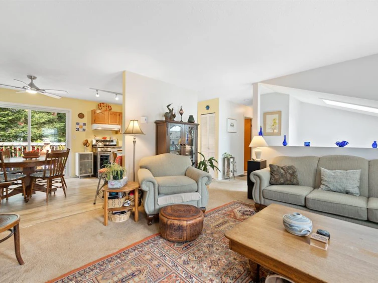 290 Quadra Place, Comox, BC, V9M 3B7 - 6