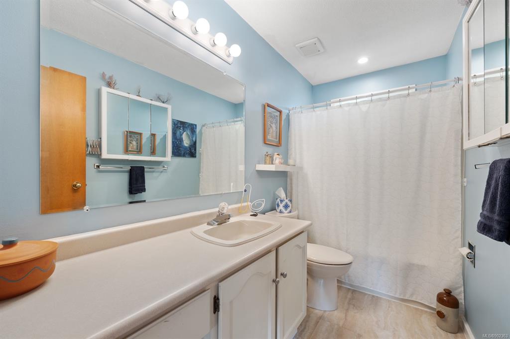 290 Quadra Place, Comox, BC, V9M 3B7 - 16