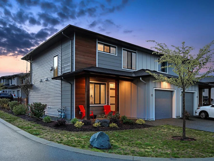 12-2607 Kendal Avenue, Cumberland, BC, V0R 1S0 - 2