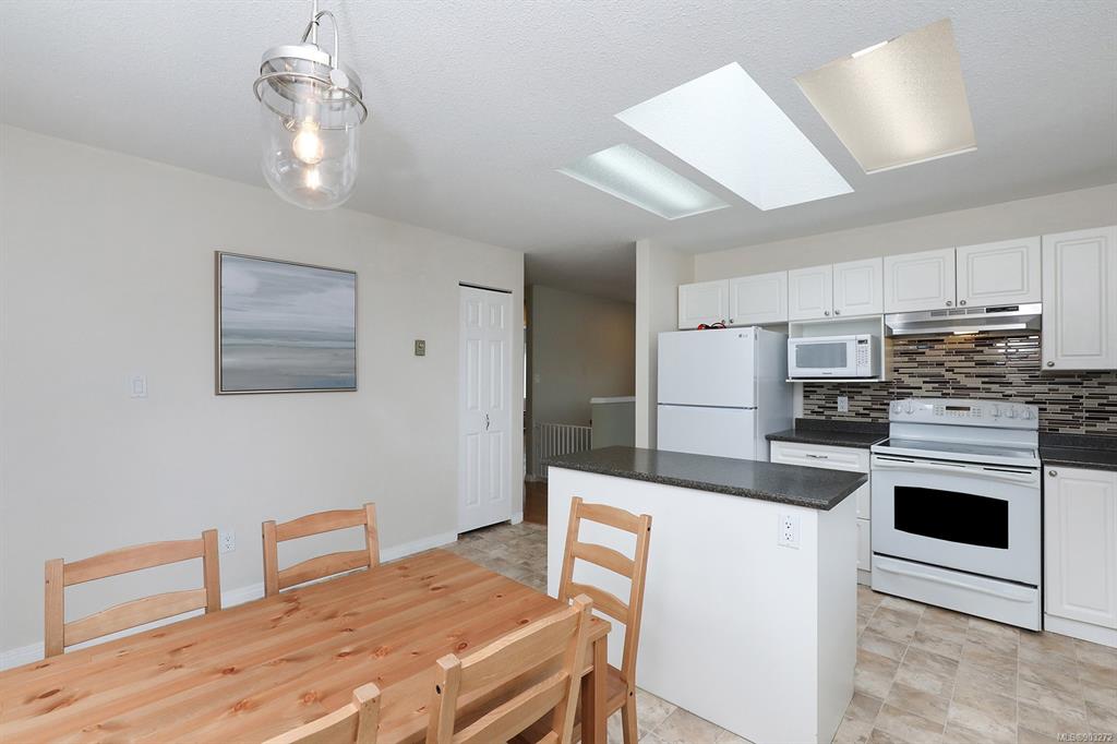 2741 Fairmile Road, Campbell River, BC, V9W 7L6 - 5
