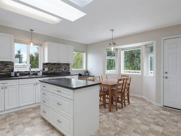 2741 Fairmile Road, Campbell River, BC, V9W 7L6 - 6