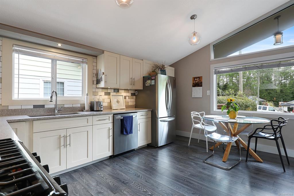 162 Willemar Avenue, Courtenay, BC, V9N 3L4 - 16