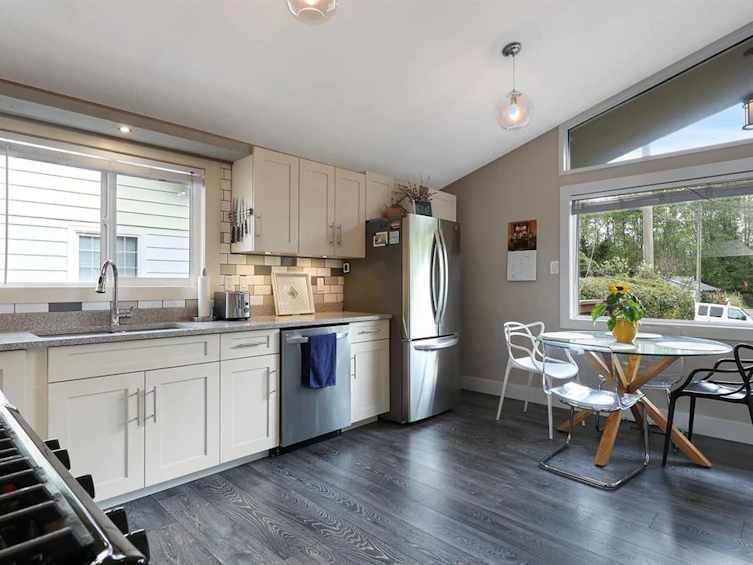 162 Willemar Avenue, Courtenay, BC, V9N 3L4 - 16