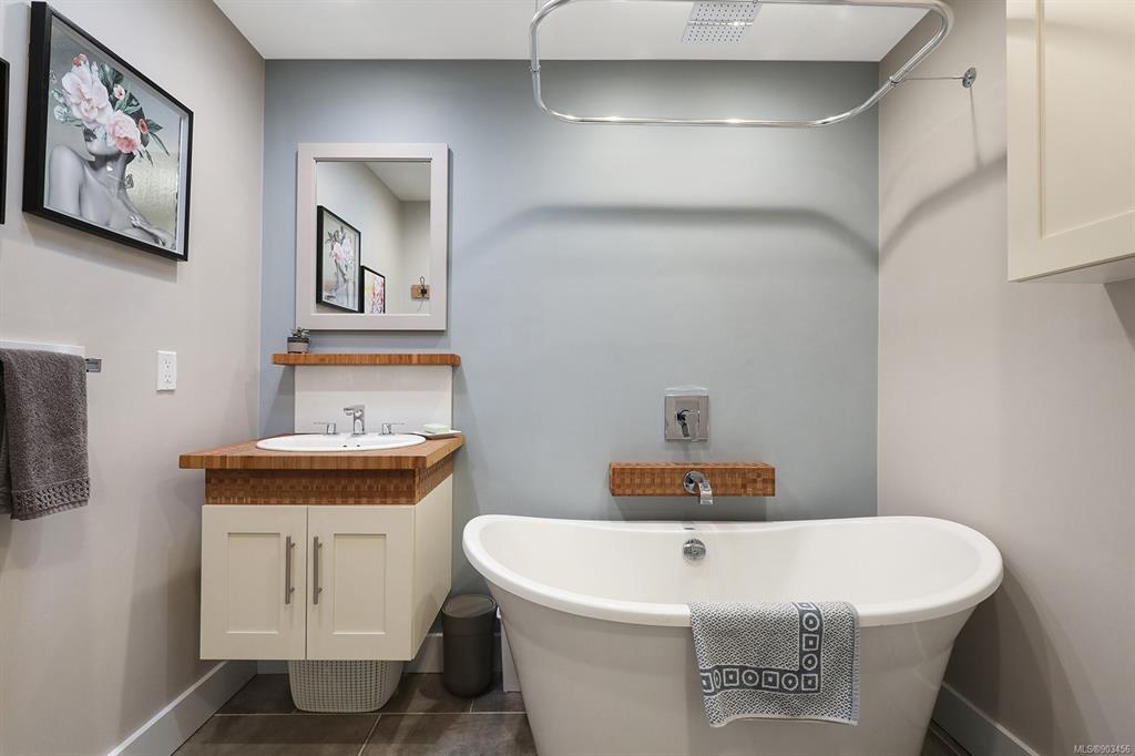 162 Willemar Avenue, Courtenay, BC, V9N 3L4 - 22