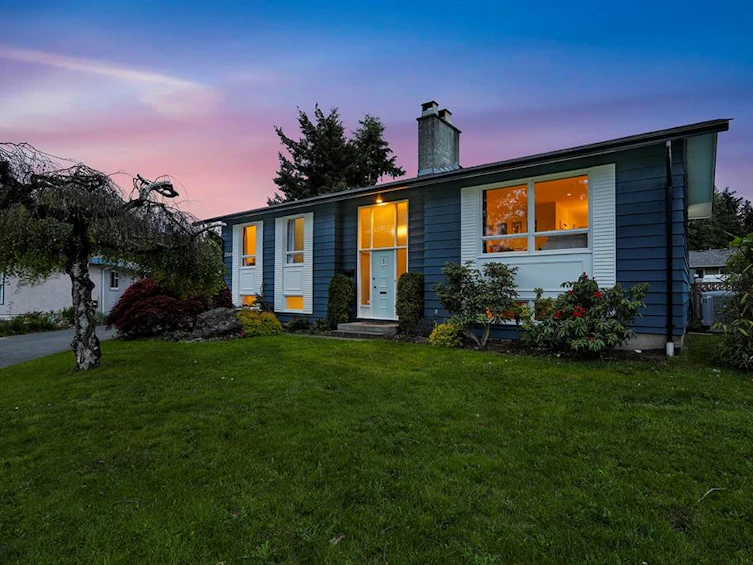 2045 Hemlock Place, Courtenay, BC, V9N 3B9 - 2