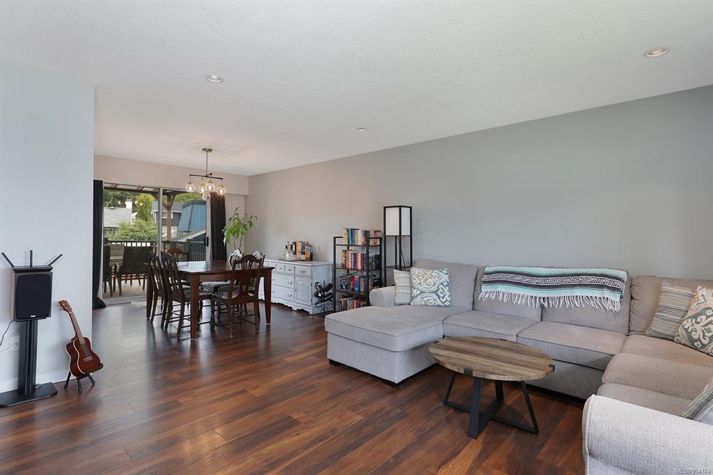 2045 Hemlock Place, Courtenay, BC, V9N 3B9 - 7