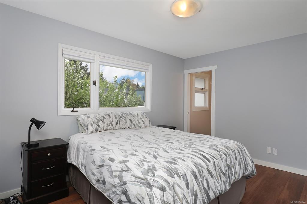 2045 Hemlock Place, Courtenay, BC, V9N 3B9 - 12