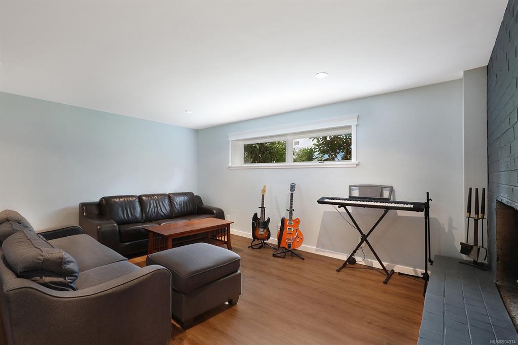 2045 Hemlock Place, Courtenay, BC, V9N 3B9 - 18