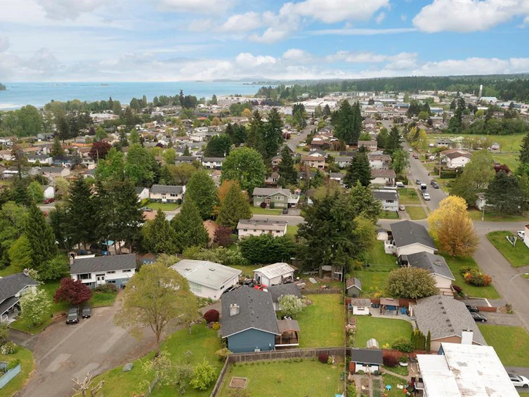 2045 Hemlock Place, Courtenay, BC, V9N 3B9 - 28