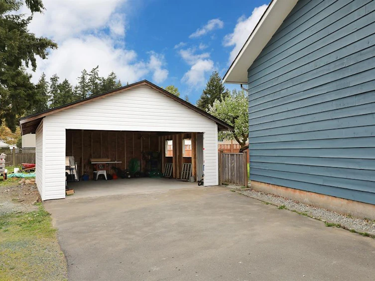 2045 Hemlock Place, Courtenay, BC, V9N 3B9 - 30