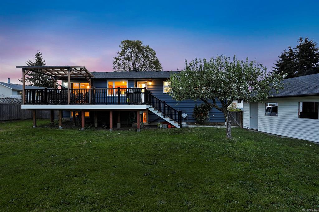 2045 Hemlock Place, Courtenay, BC, V9N 3B9 - 33