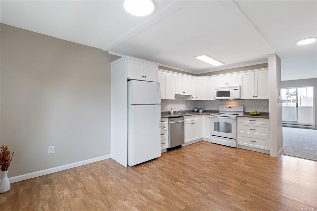 8-132 Moilliet Street, Parksville, BC, V9P 1K6