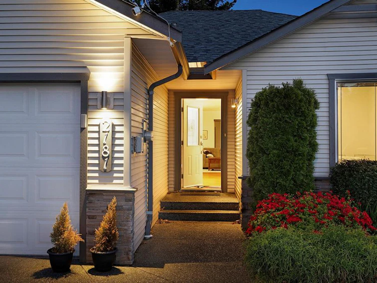 2181 Stirling Crescent, Courtenay, BC, V9N 9W6 - 2
