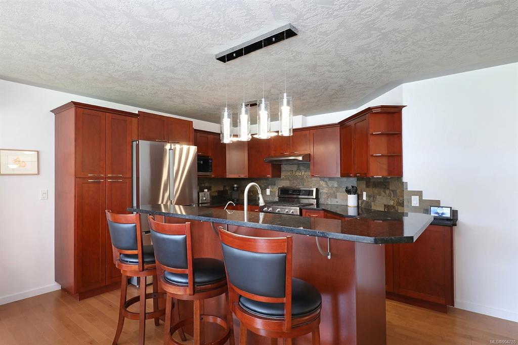 2181 Stirling Crescent, Courtenay, BC, V9N 9W6 - 6