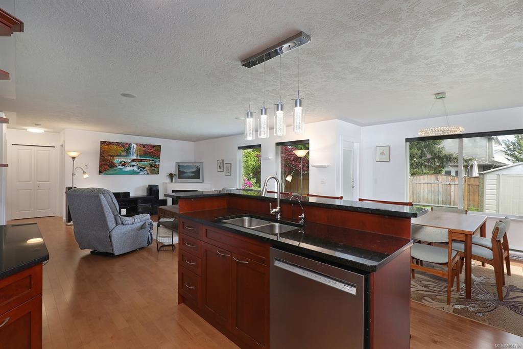 2181 Stirling Crescent, Courtenay, BC, V9N 9W6 - 9