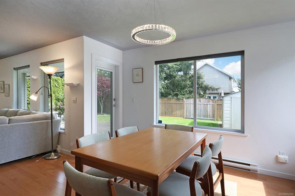 2181 Stirling Crescent, Courtenay, BC, V9N 9W6 - 11