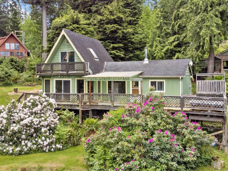 818 Austin Drive, Cortes Island, BC, V0P 1K0 - 3