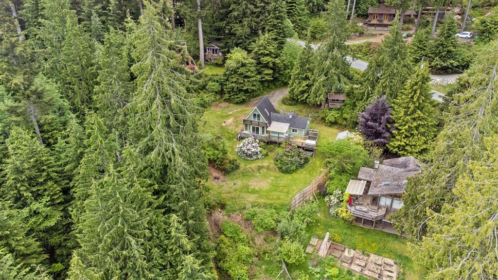 818 Austin Drive, Cortes Island, BC, V0P 1K0 - 5